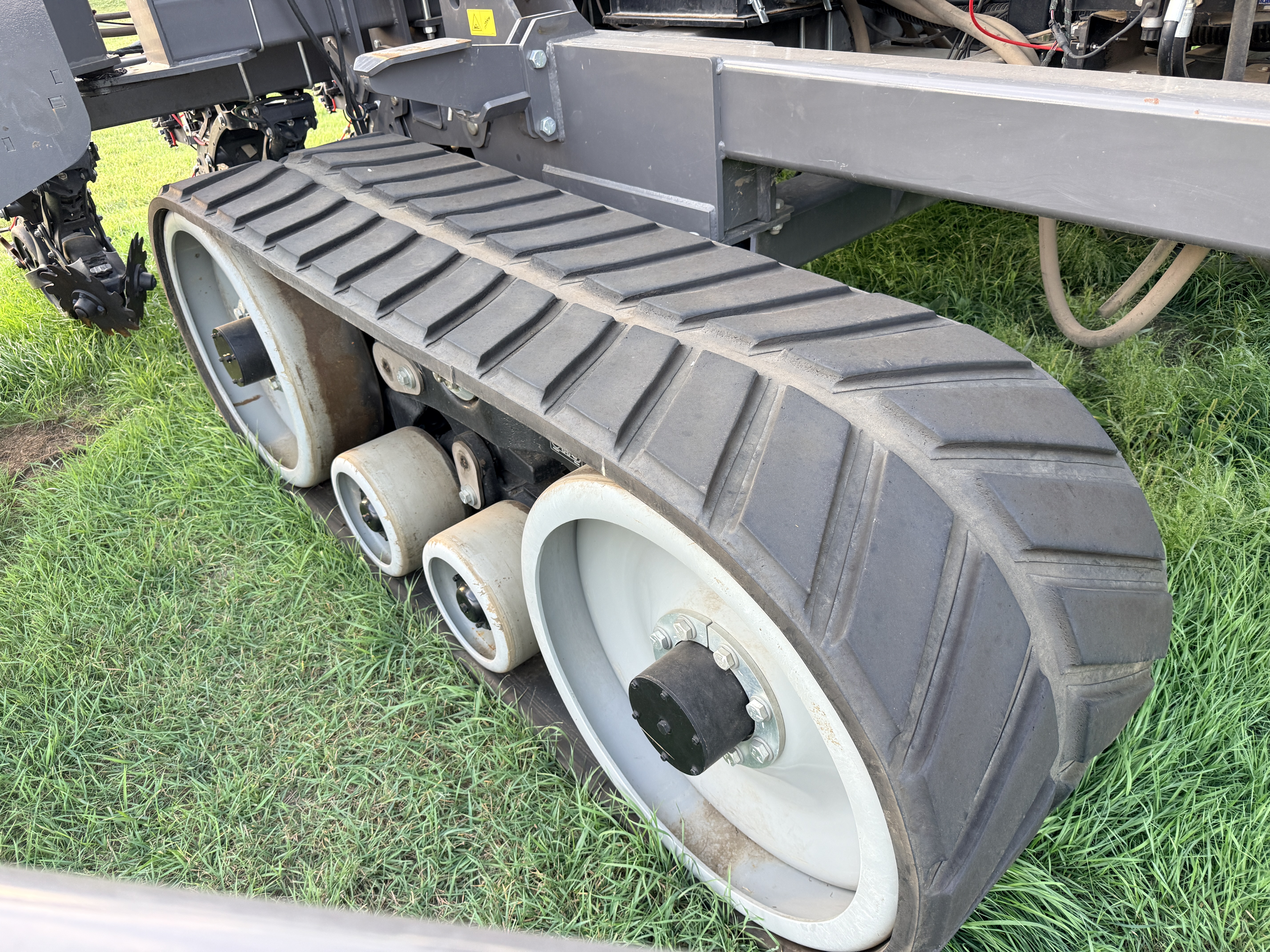 Infinity Ag 24R 30" Cornerstone